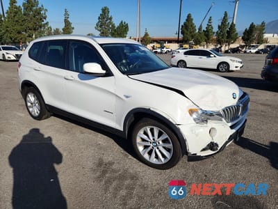 Czwarte zdjęcie samochodu z boku: 2014 BMW X3 XDRIVE28I VIN:5UXWX9C57E0D17381 - miniatura