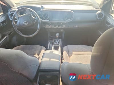Zdjęcie 8 z 12 samochodu: 2017 TOYOTA TACOMA TRD SPORT VIN:3TMDZ5BN4HM028048 - miniatura