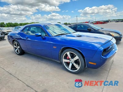 Czwarte zdjęcie samochodu z boku: 2011 DODGE CHALLENGER SRT-8 VIN:2B3CJ7DJ4BH505142 - miniatura