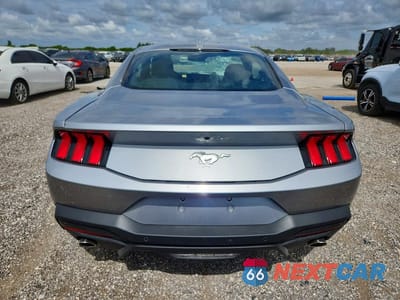 Zdjęcie 6 z 13 samochodu: 2026 FORD MUSTANG VIN:1FA6P8TH1T5105441 - miniatura