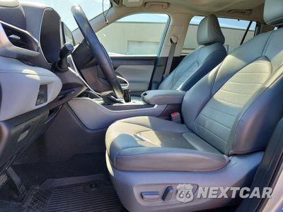 Zdjęcie 7 z 12 samochodu: 2022 TOYOTA HIGHLANDER HYBRID XLE VIN:5TDGBRCH9NS550817 - miniatura