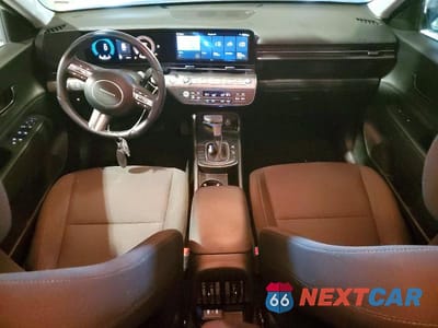 Zdjęcie 8 z 13 samochodu: 2025 HYUNDAI KONA SEL VIN:KM8HB3ABXSU316432 - miniatura