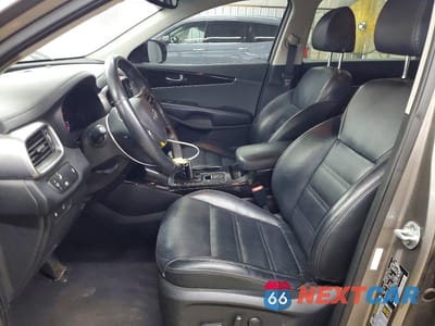 Zdjęcie 7 z 13 samochodu: 2019 KIA SORENTO EX V6 VIN:5XYPH4A58KG441462 - miniatura