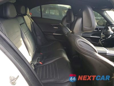 Zdjęcie 10 z 12 samochodu: 2023 MERCEDES-BENZ C 300 4MATIC VIN:W1KAF4HB6PR079489 - miniatura