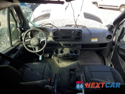 Zdjęcie 8 z 13 samochodu: 2025 MERCEDES-BENZ SPRINTER 2500 DELIVERY VAN VIN:W1Y4KCHY2ST229039 - miniatura