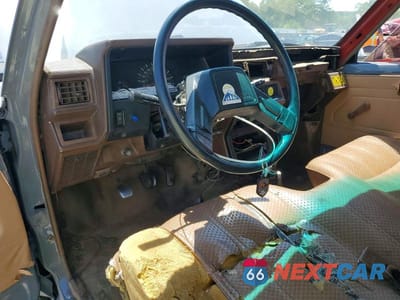 Zdjęcie 8 z 12 samochodu: 1986 TOYOTA PICKUP RN63 STD VIN:JT4RN63R8G0004507 - miniatura