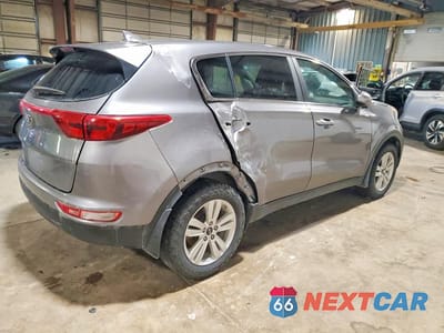 Trzecie zdjęcie samochodu z tyłu: 2019 KIA SPORTAGE LX VIN:KNDPM3AC5K7548373 - miniatura