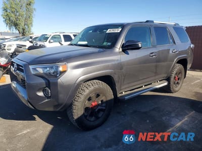 2021 TOYOTA 4RUNNER SR5 JTEMU5JR0M5962609 - główne zdjęcie licytacji z USA - miniatura