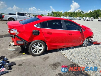 Trzecie zdjęcie samochodu z tyłu: 2018 CHEVROLET CRUZE LT VIN:1G1BE5SM3J7118262 - miniatura
