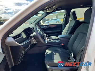 Zdjęcie 7 z 14 samochodu: 2025 JEEP GRAND CHEROKEE LAREDO VIN:1C4RJGAG4SC322618 - miniatura