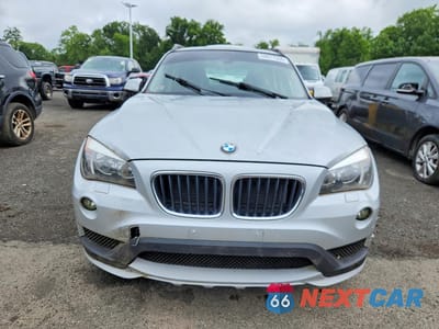 Piąte zdjęcie samochodu w środku: 2015 BMW X1 XDRIVE28I VIN:WBAVL1C58FVY32527 - miniatura
