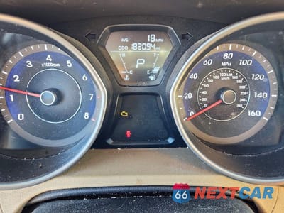 Zdjęcie 9 z 13 samochodu: 2013 HYUNDAI ELANTRA GLS VIN:5NPDH4AEXDH365502 - miniatura