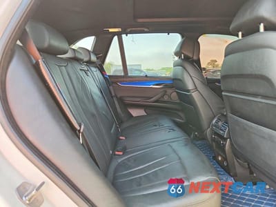 Zdjęcie 11 z 13 samochodu: 2017 BMW X5 XDRIVE50I VIN:5UXKR6C59H0J84356 - miniatura