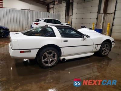 Trzecie zdjęcie samochodu z tyłu: 1989 CHEVROLET CORVETTE VIN:1G1YY2188K5122325 - miniatura