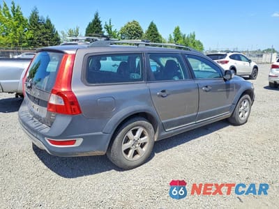 Trzecie zdjęcie samochodu z tyłu: 2008 VOLVO XC70 VIN:YV4BZ982881032707 - miniatura
