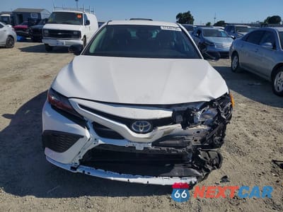 Piąte zdjęcie samochodu w środku: 2024 TOYOTA CAMRY HYBRID SE NIGHTSHADE VIN:4T1T31AK9RU061150 - miniatura