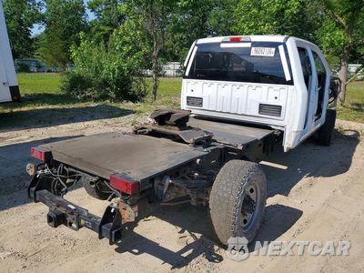 Trzecie zdjęcie samochodu z tyłu: 2022 FORD F350 SUPER DUTY VIN:1FT8W3DT1NEF77833 - miniatura
