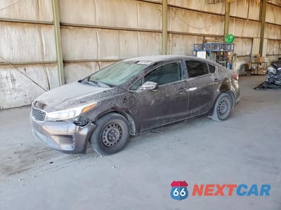 2017 KIA FORTE LX 3KPFK4A78HE055158 - główne zdjęcie licytacji z USA - miniatura