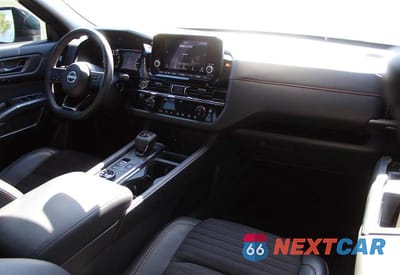 Piąte zdjęcie samochodu w środku: 2024 NISSAN PATHFINDER ROCK CREEK VIN:5N1DR3BD7RC259150 - miniatura