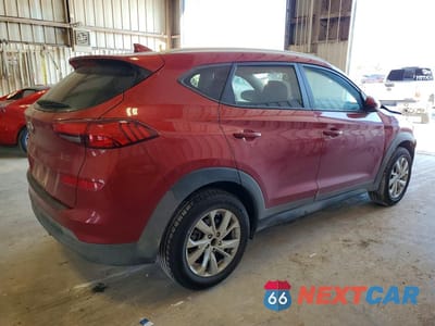 Trzecie zdjęcie samochodu z tyłu: 2021 HYUNDAI TUCSON VALUE VIN:KM8J33A47MU387882 - miniatura