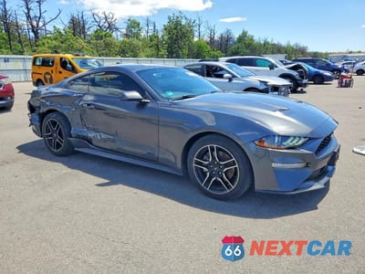 Czwarte zdjęcie samochodu z boku: 2020 FORD MUSTANG VIN:1FA6P8THXL5190439 - miniatura