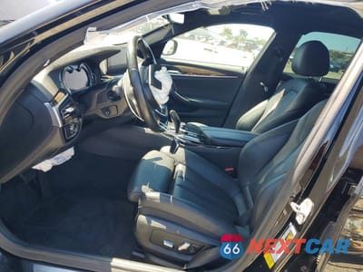 Zdjęcie 7 z 12 samochodu: 2019 BMW 530 I VIN:WBAJA5C52KBX86457 - miniatura