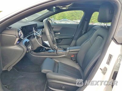 Zdjęcie 7 z 13 samochodu: 2025 MERCEDES-BENZ CLA 250 VIN:W1K5J4GB9SN498597 - miniatura
