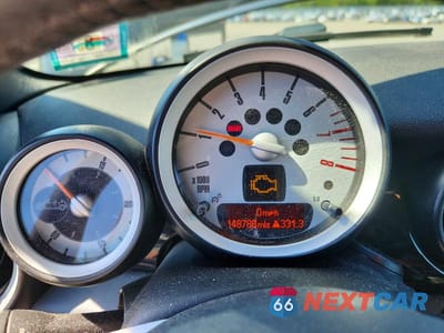 Zdjęcie 9 z 12 samochodu: 2009 MINI COOPER VIN:WMWMR33549TJ94380 - miniatura