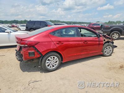 Trzecie zdjęcie samochodu z tyłu: 2018 HYUNDAI ELANTRA SE VIN:5NPD74LF1JH394875 - miniatura