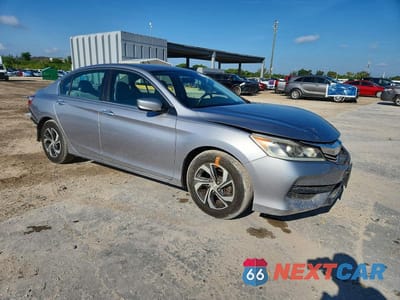 Czwarte zdjęcie samochodu z boku: 2017 HONDA ACCORD LX VIN:1HGCR2F36HA175828 - miniatura