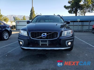Piąte zdjęcie samochodu w środku: 2016 VOLVO XC70 T5 PREMIER VIN:YV4612NK1G1237028 - miniatura