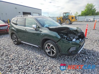 Czwarte zdjęcie samochodu z boku: 2023 SUBARU FORESTER TOURING VIN:JF2SKARC9PH526906 - miniatura