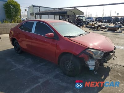 Czwarte zdjęcie samochodu z boku: 2016 TOYOTA COROLLA S PREMIUM VIN:5YFBURHE4GP478147 - miniatura