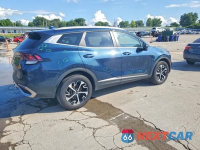 Trzecie zdjęcie samochodu z tyłu: 2024 KIA SPORTAGE EX VIN:KNDPVCDG1R7168999 - miniatura