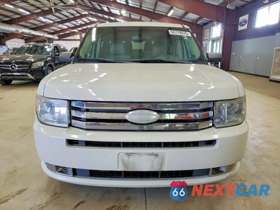 Piąte zdjęcie samochodu w środku: 2012 FORD FLEX SE VIN:2FMGK5BC1CBD12601 - miniatura