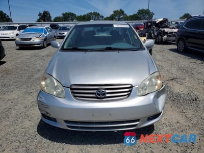Piąte zdjęcie samochodu w środku: 2004 TOYOTA COROLLA LE VIN:1NXBR32E14Z245876 - miniatura