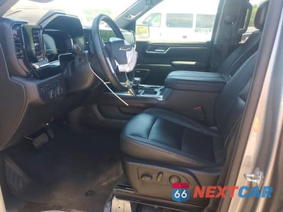 Zdjęcie 7 z 12 samochodu: 2024 CHEVROLET SILVERADO K1500 RST VIN:2GCUDEED2R1160221 - miniatura