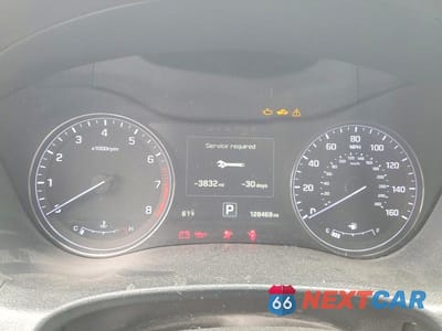Zdjęcie 9 z 12 samochodu: 2017 GENESIS G80 3.8 VIN:KMHGN4JE6HU185236 - miniatura