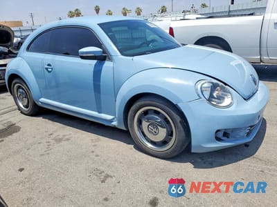 Czwarte zdjęcie samochodu z boku: 2012 VOLKSWAGEN BEETLE VIN:3VWHP7AT6CM625453 - miniatura