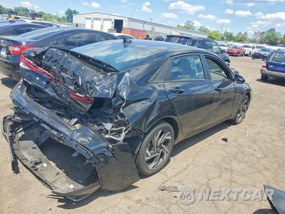 Trzecie zdjęcie samochodu z tyłu: 2025 HYUNDAI ELANTRA SEL SPORT VIN:KMHLM4DG0SU883332 - miniatura