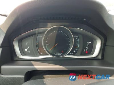 Zdjęcie 9 z 13 samochodu: 2015 VOLVO S80 PREMIER VIN:YV140MAK5F1188276 - miniatura