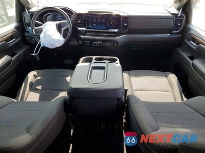 Zdjęcie 8 z 13 samochodu: 2024 CHEVROLET SILVERADO K3500 LT VIN:1GC4YTEY9RF141816 - miniatura
