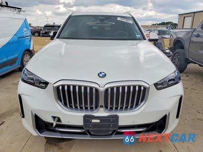 Piąte zdjęcie samochodu w środku: 2026 BMW X5 XDRIVE40I VIN:5UX23EU02T9163254 - miniatura