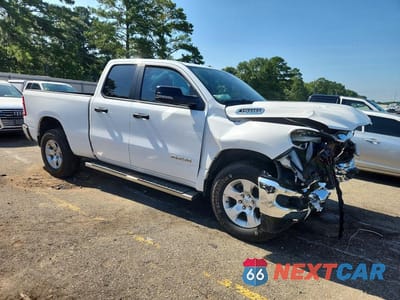 Czwarte zdjęcie samochodu z boku: 2023 RAM 1500 BIG HORN/LONE STAR VIN:1C6RREBT6PN553080 - miniatura