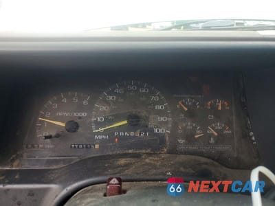 Zdjęcie 9 z 13 samochodu: 1998 CHEVROLET TAHOE C1500 VIN:1GNEC13R5WJ358119 - miniatura