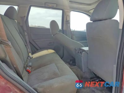 Zdjęcie 10 z 12 samochodu: 2007 JEEP GRAND CHEROKEE LAREDO/COLUMBIA/FREEDOM VIN:1J8GR48K07C577288 - miniatura