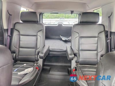Zdjęcie 10 z 13 samochodu: 2017 GMC YUKON DENALI VIN:1GKS2CKJ2HR282163 - miniatura