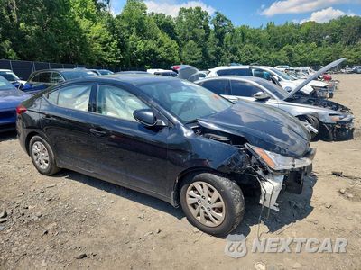 Czwarte zdjęcie samochodu z boku: 2020 HYUNDAI ELANTRA VIN:KMHD74LF0LU915668 - miniatura