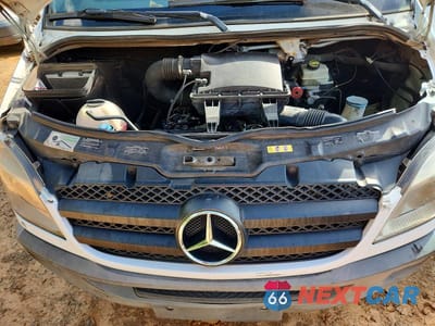 Zdjęcie 12 z 13 samochodu: 2012 MERCEDES-BENZ SPRINTER 2500 DELIVERY VAN VIN:WD3PE8CB7C5610717 - miniatura