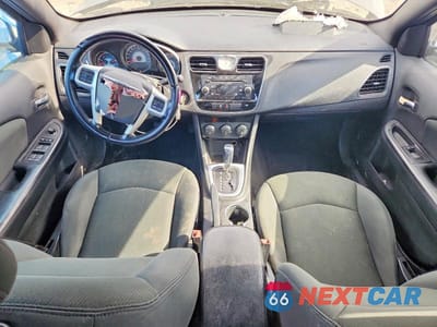 Zdjęcie 8 z 12 samochodu: 2012 CHRYSLER 200 TOURING VIN:1C3CCBBB6CN118984 - miniatura